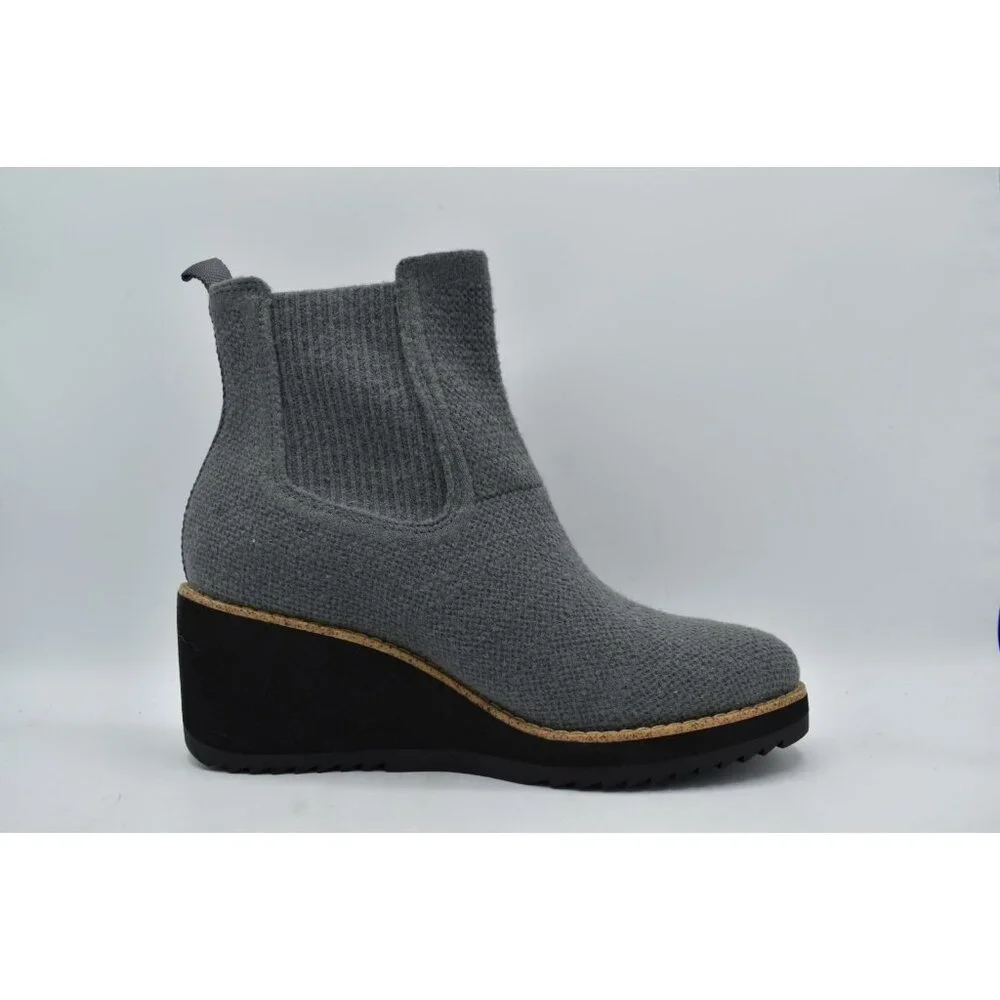 Sofft Womens Size 7.5 Eiley Grey Knit Water Resistant Platform Wedge Boots Shoes